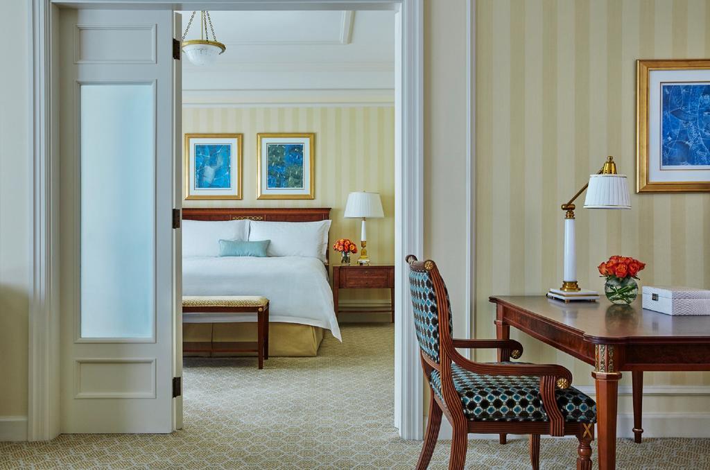 Four Seasons Hotel Dauhá Exteriér fotografie A suite at the Four Seasons Hotel