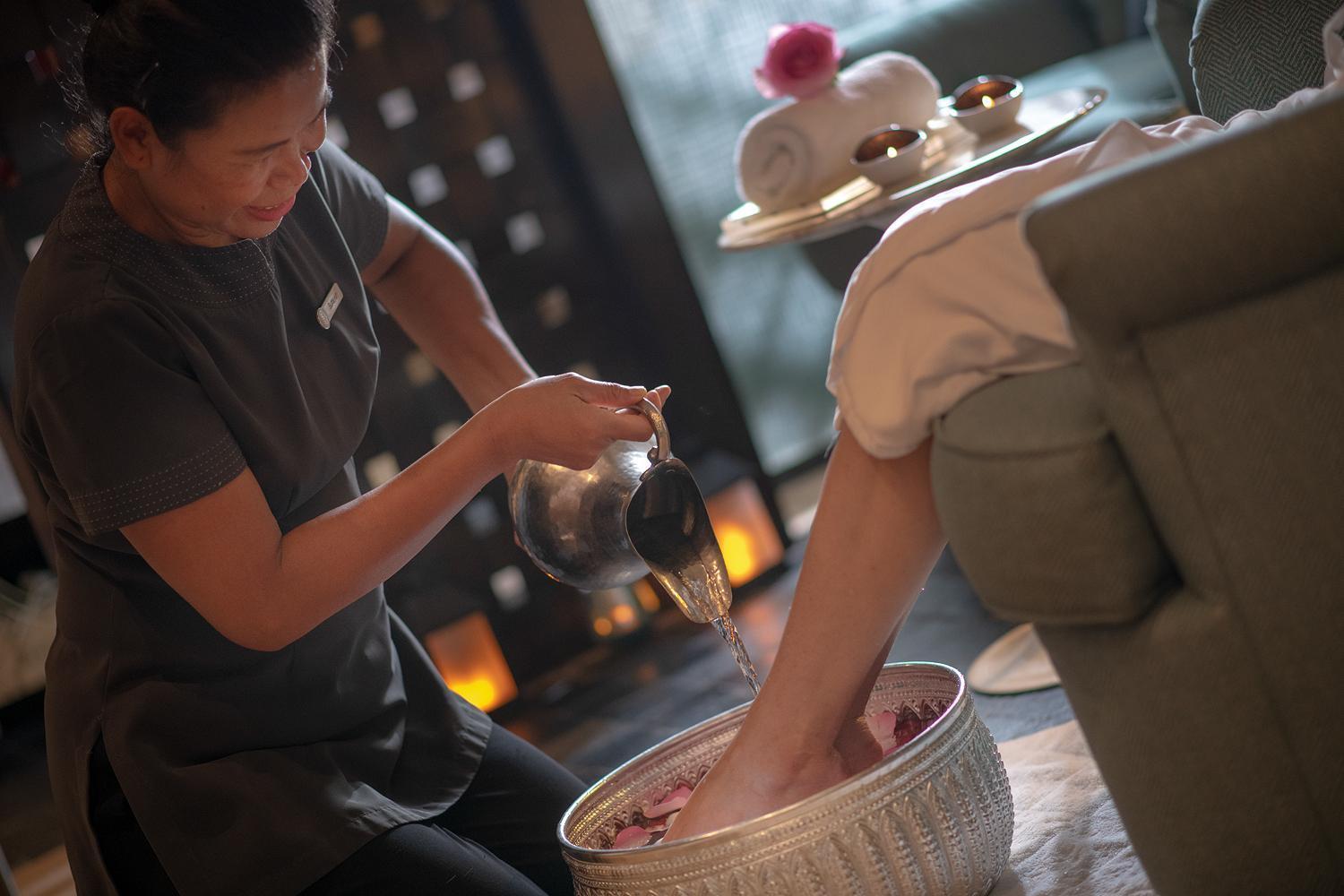 Four Seasons Hotel Dauhá Exteriér fotografie Thai foot massage