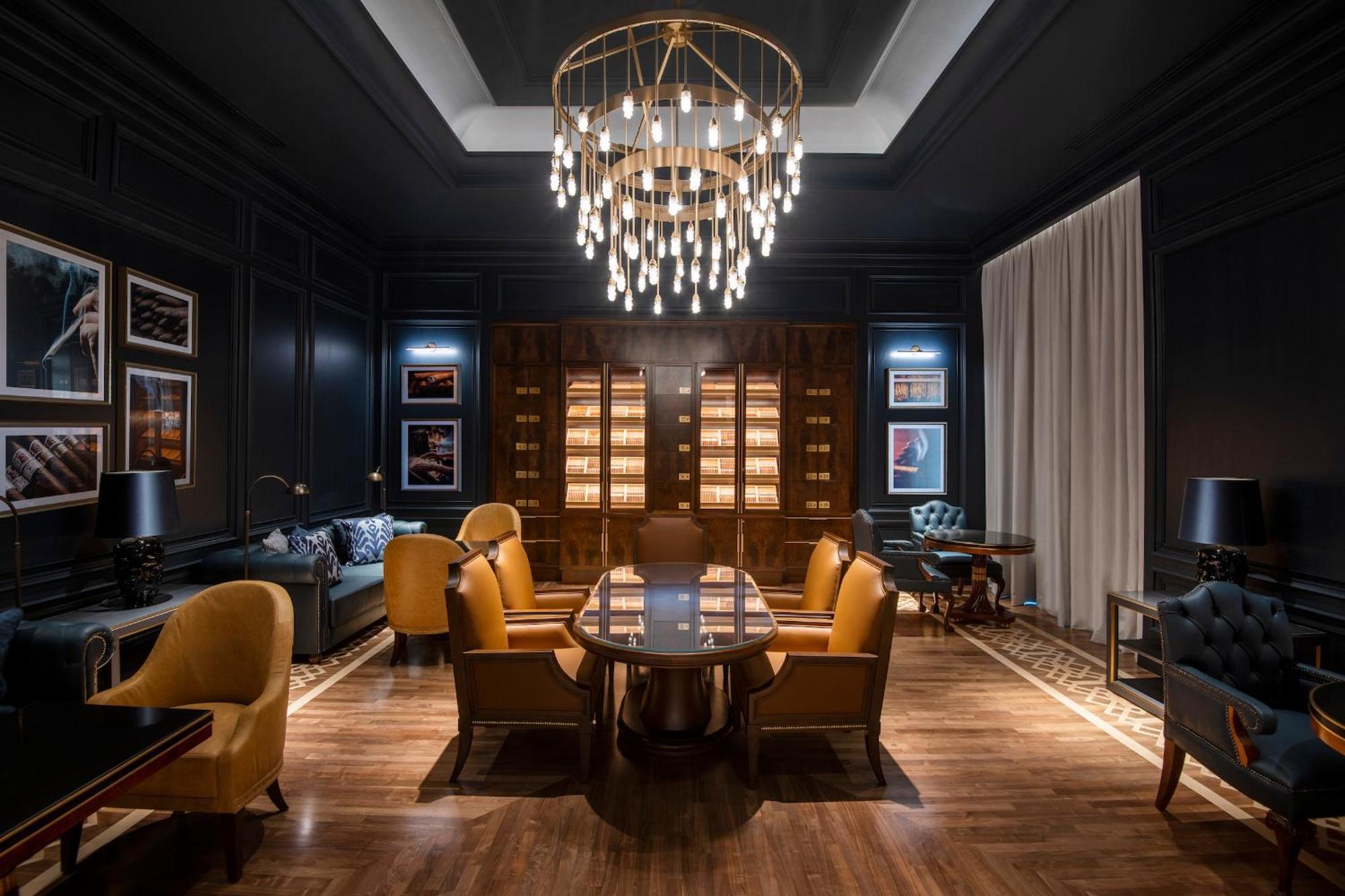 Four Seasons Hotel Dauhá Exteriér fotografie The Library at The Ritz-Carlton, Boston
